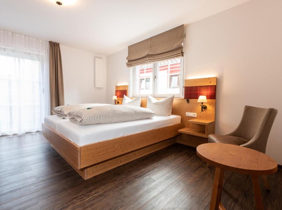 Landgasthof Linde Hepbach, Hotel & Restaurant ماركدورف المظهر الخارجي الصورة